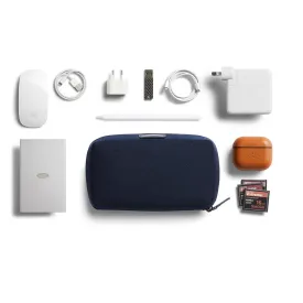 Bellroy Tech Kit in Navy